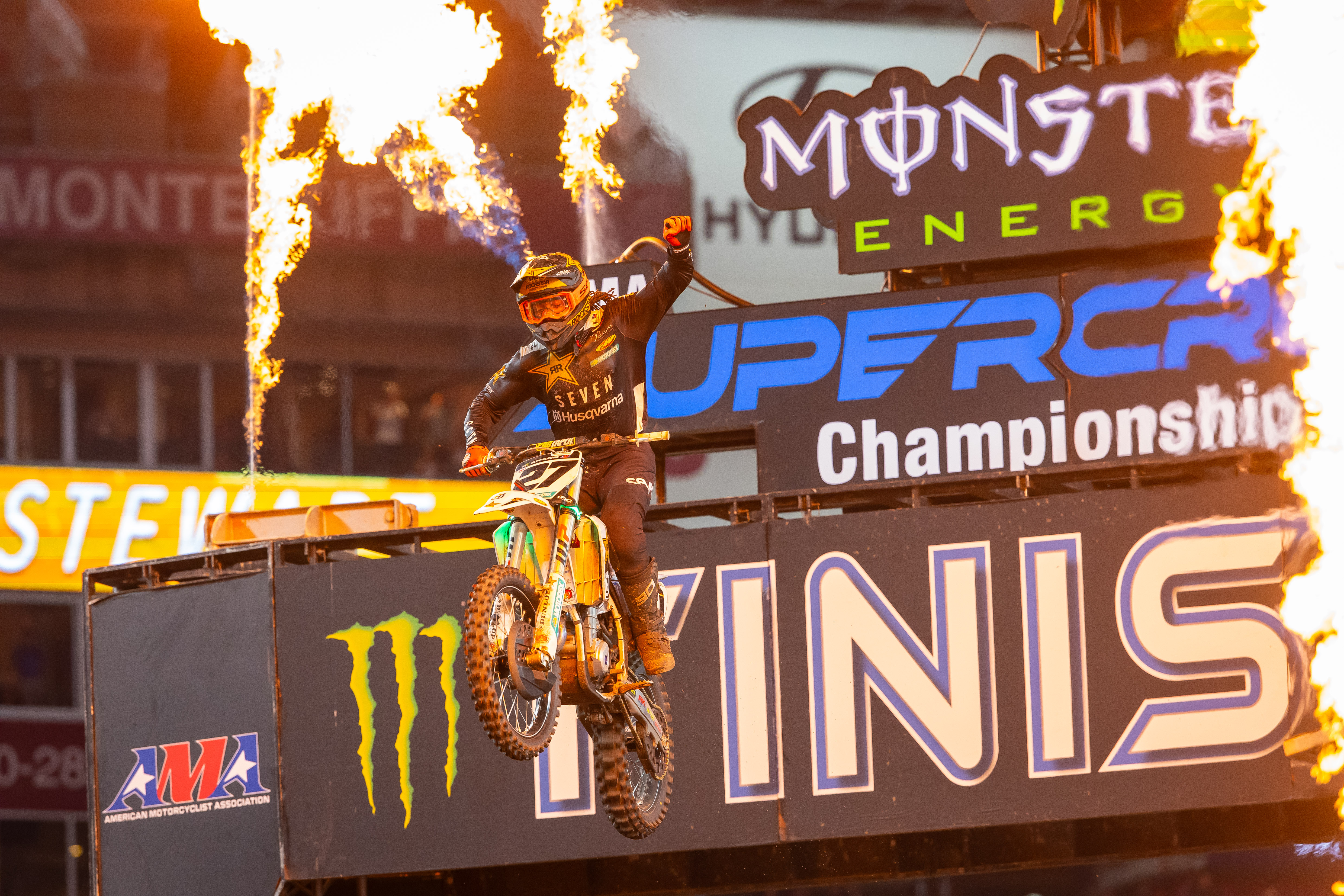 Malcolm Stewart wins his first in Tampa Supercross.