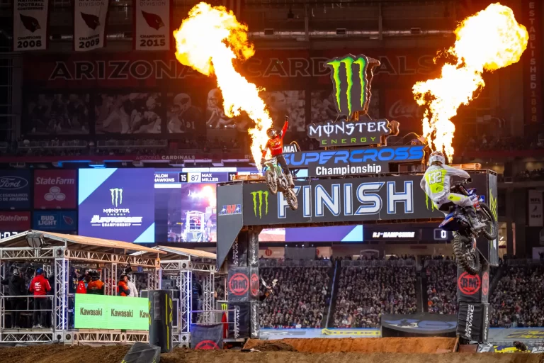 Rj Hampshire and Billy Laninovich prove Supercross is not just for the young. (MMF Editorial)